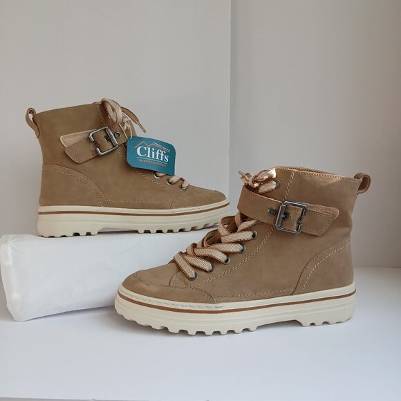 Cliffs NWT 'Gordon' Beige Velcro Buckle Strap White Lug Comfort Sole LaceUp SZ8 - Picture 1 of 13